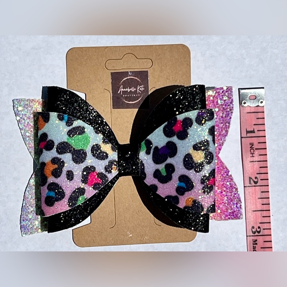 Boutique Custom Made Faux Leather Animal Print with Black Glitter Hair Bow - Picture 4 of 5